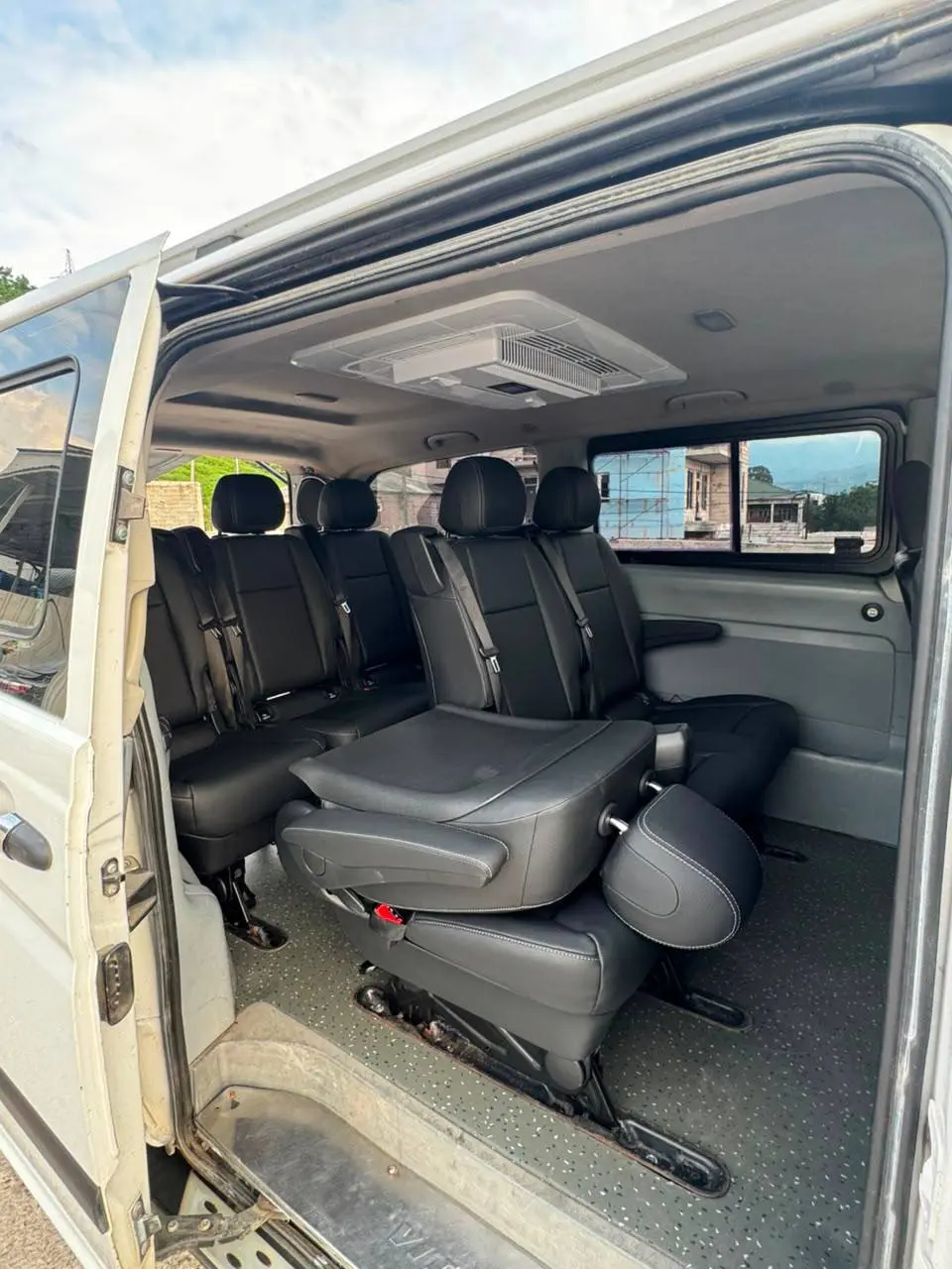 Mercedes Vito interior