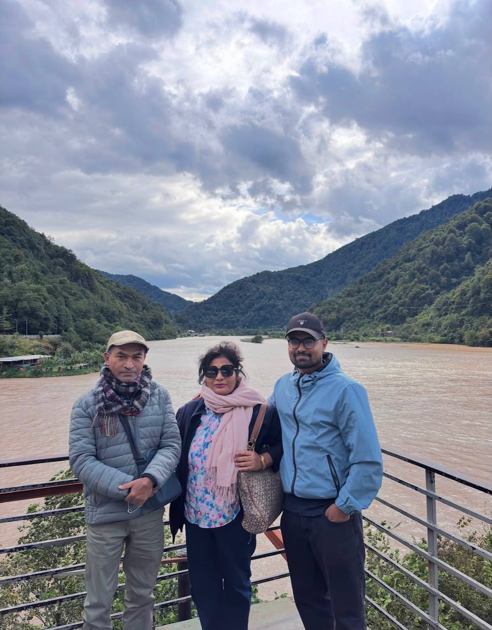 IRXA guests at a scenic river viewpoint in Georgia